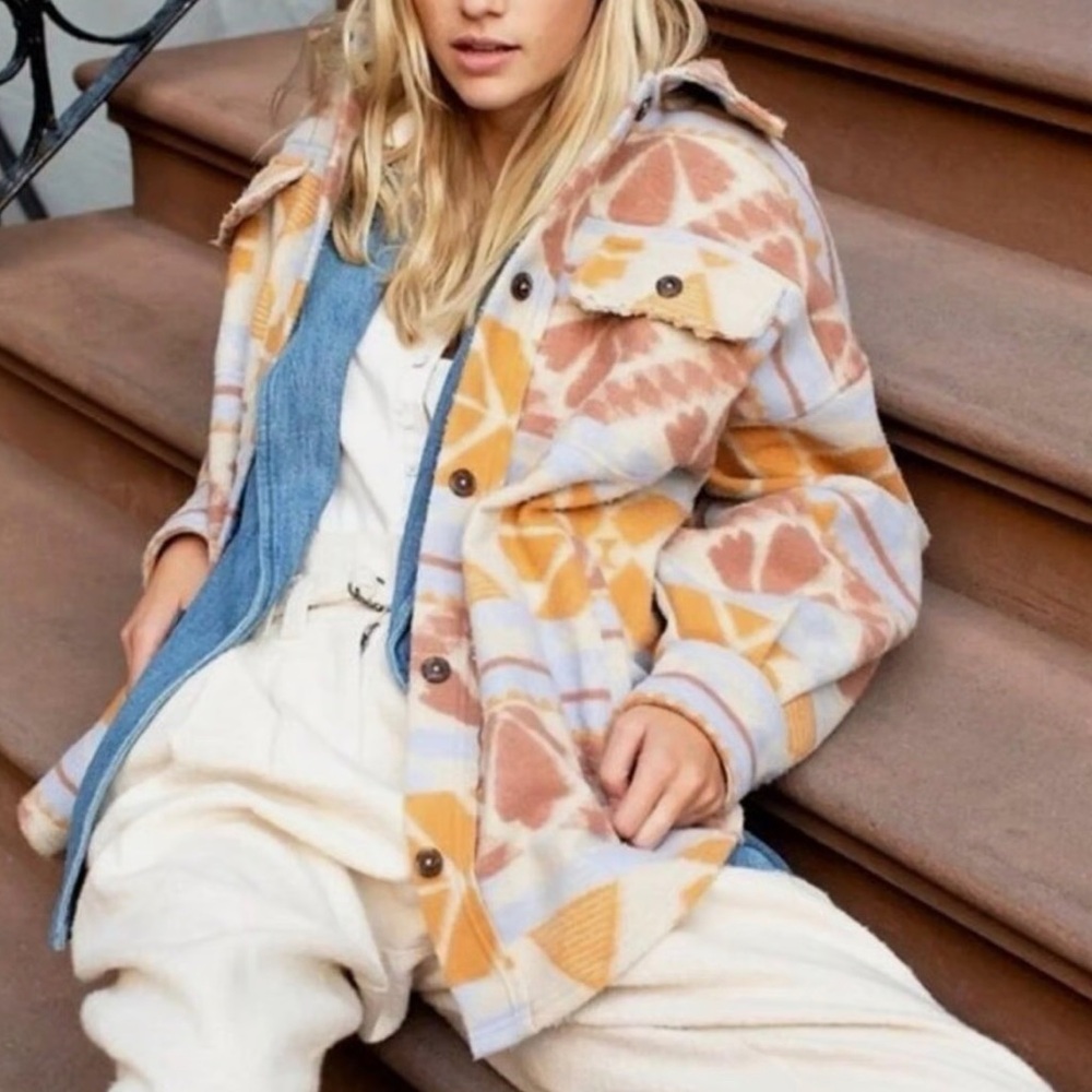 Cozy Oversized Free People Shacket - Picture 7 of 7